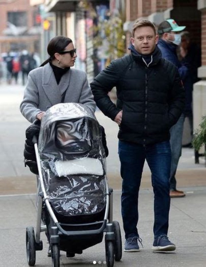 Unlock The Secrets Of Zandy Reich's Towering Success